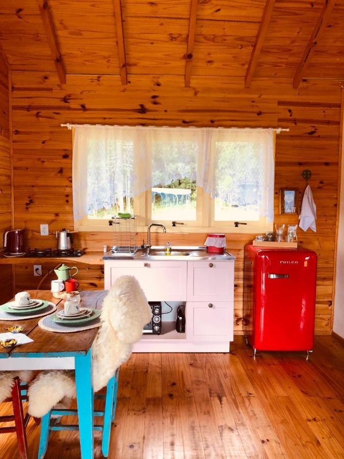 Pousada Colina Dos Ventos - Cabana Monte! Урубиси Экстерьер фото