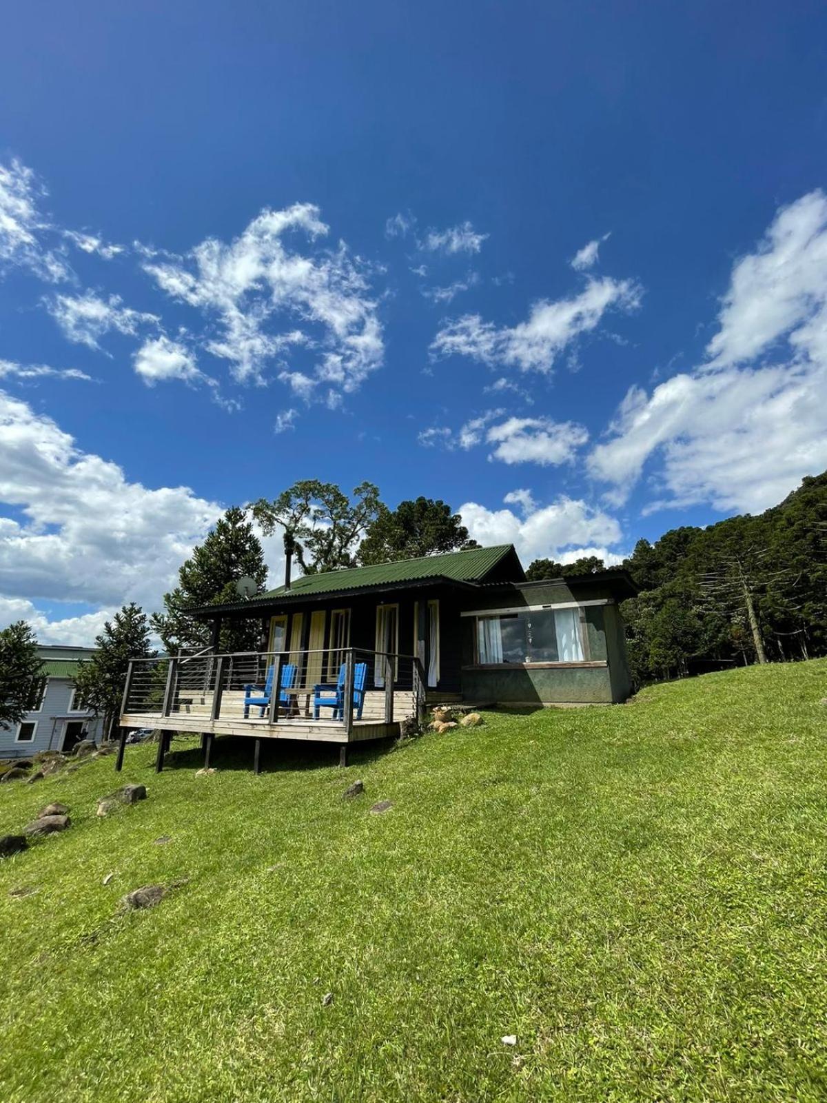 Pousada Colina Dos Ventos - Cabana Monte! Урубиси Экстерьер фото